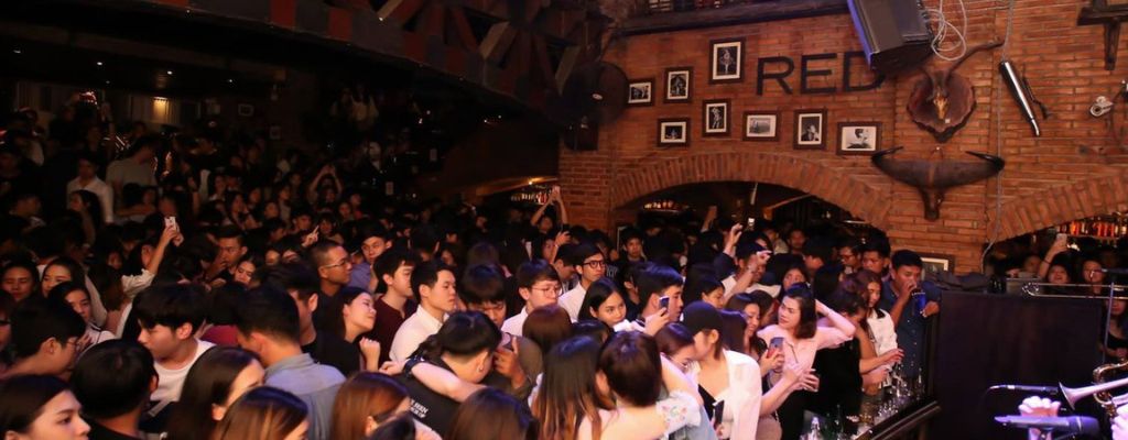 Top5 bars for live music on Khao San Road: Brick Bar
