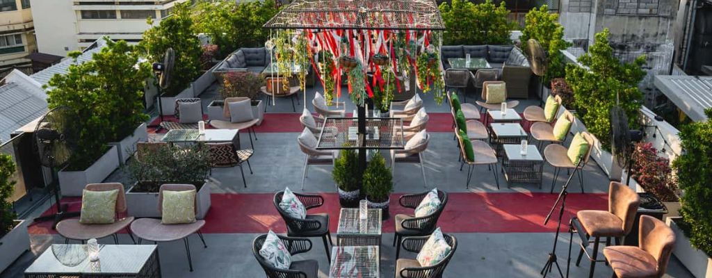 Top 5 bars for live music on Khao San Road: Sanay Rooftop Bar