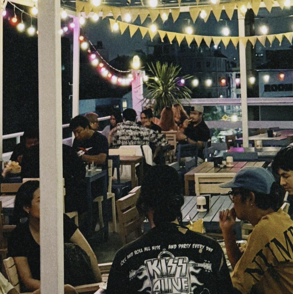 Phra Nakhon Bar & Gallery